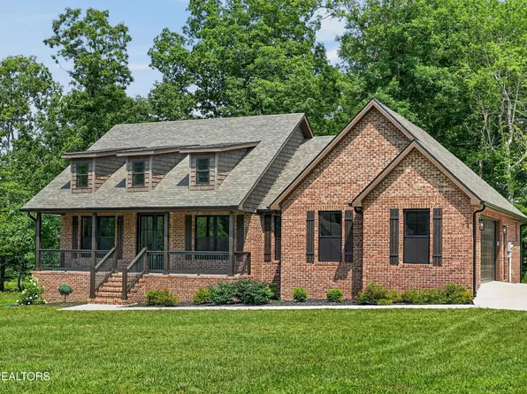 74 Riverchase Dr, Crossville, TN 38571