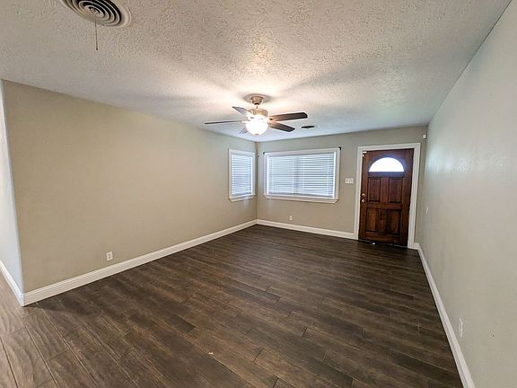 3rd image of 5110 Laurel St