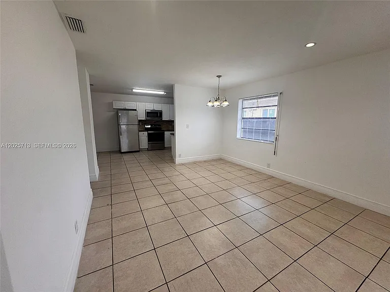 407 NW 7th Ct #N — Photo 2