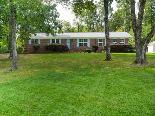 1511 Lynnwood Dr NE, Dalton, GA 30721