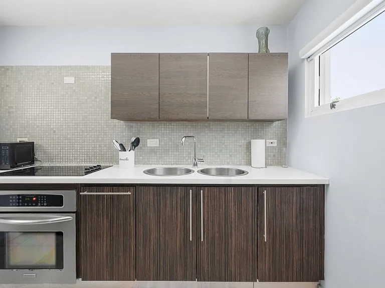 Apt 304 Atlantic Court Apartments 59 C San Miguel — Photo 10