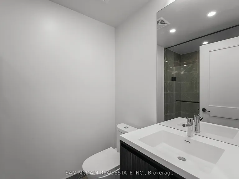 634 Church St #3808 — Photo 15