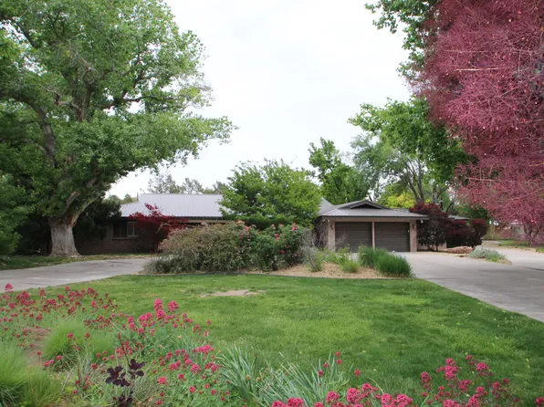 6504 Poza Rica Ct NW, Los Ranchos De Albuquerque, NM 87107