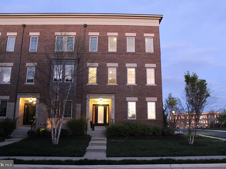 22816 Breezy Hollow Dr — Photo 2