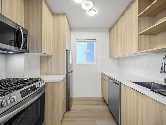 4th image of 1841 Sawtelle Blvd #102