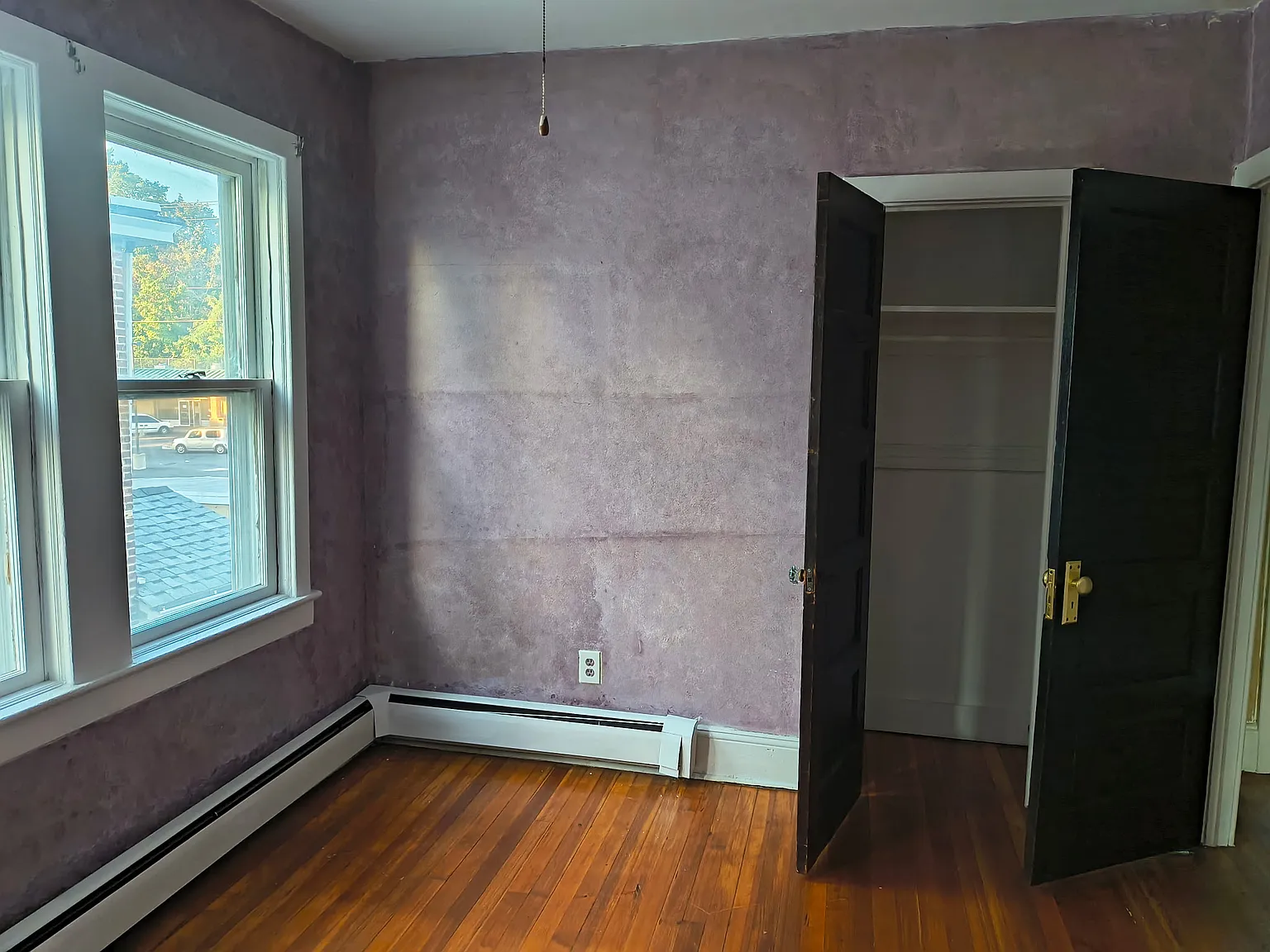 4 bed, 1396 sqft, $2,000 — Photo 2