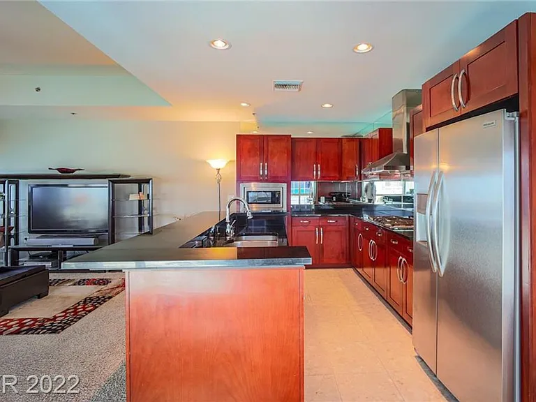 4575 Dean Martin Dr #1112 — Photo 17