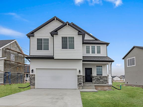 Finished home photos are representational images only. See sales agent for details.