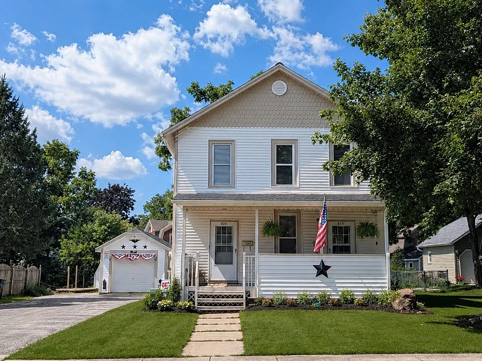 525 Grand Ave