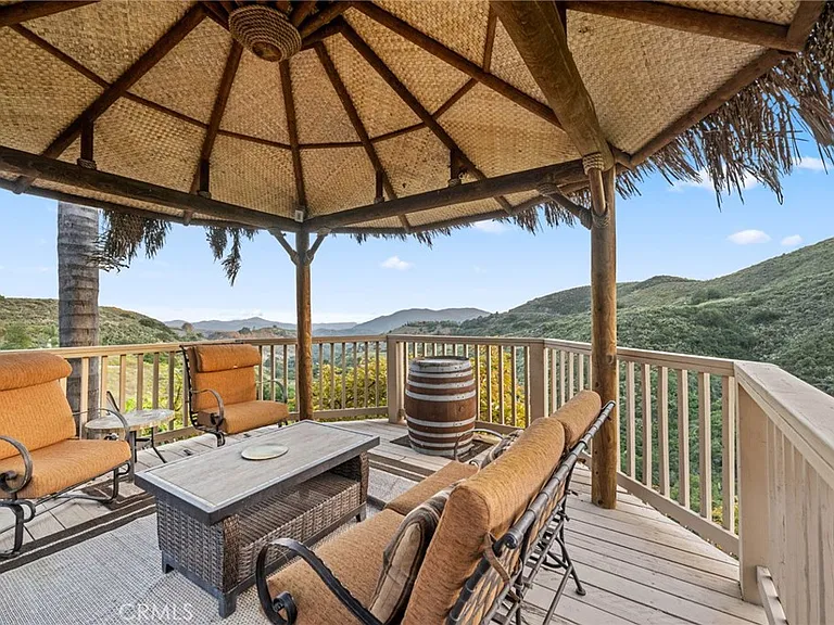44915 Palladian Ct — Photo 64