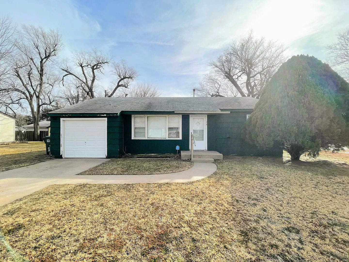Clean 2 bedroom 1 bath home — Photo 1