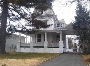 100 W Henry St, Linden, NJ 07036