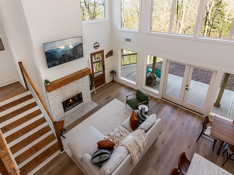 914 Hickory Dr — Photo 23