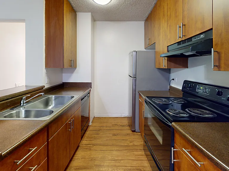Eight 80 Newport Beach — Photo 165