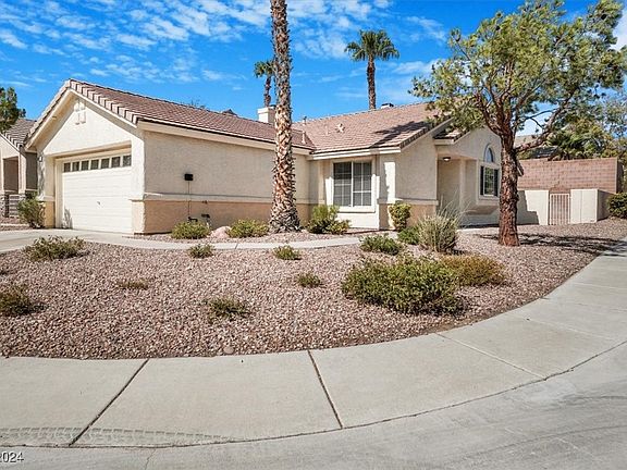 4th image of 1613 Cathedral Peak Ct
