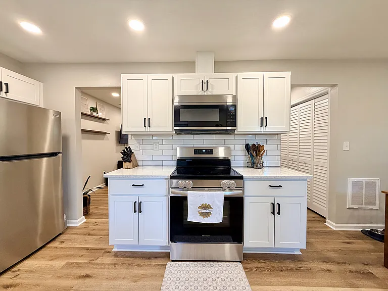 326 Harrier St — Photo 17