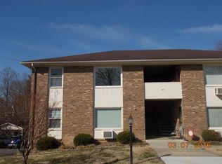 1707 N Main St APT C3, Mount Airy, NC 27030