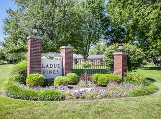 115 Ladue Pines Dr, Saint Louis, MO 63141