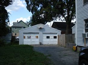 3rd image of 8 Dayton St