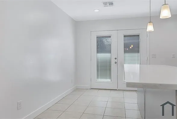 2927 E Atlanta Ave #2 — Photo 23