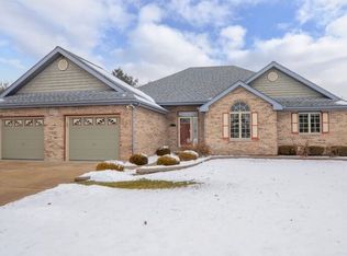 407 E Park St, Yorkville, IL 60560