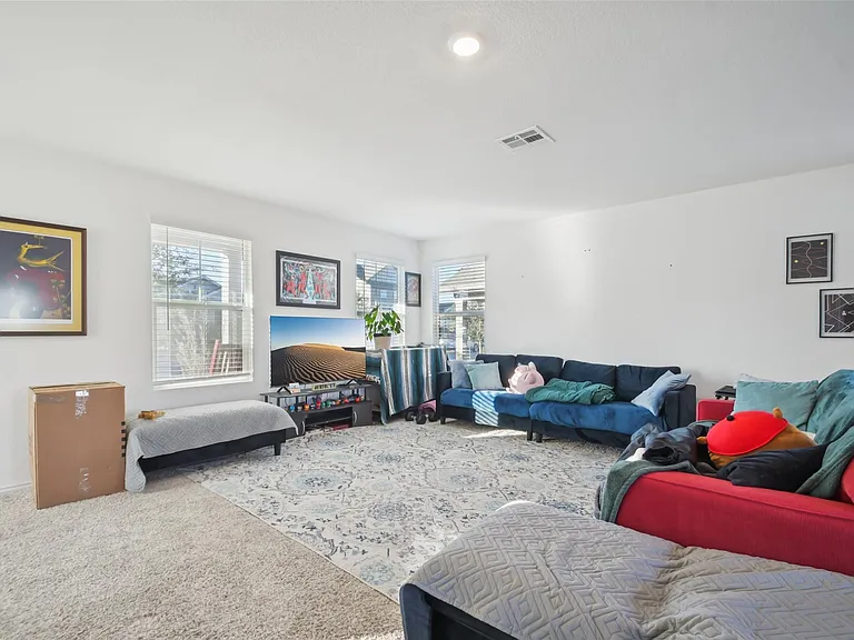 857 Powell St — Photo 5