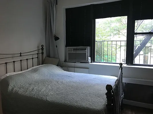 Rented by Salon Realty Corp | media 11