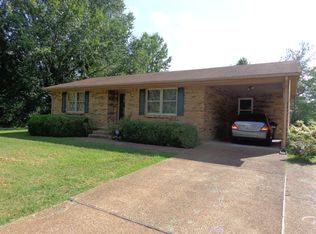 2307 Lone Oak Rd, Paris, TN 38242