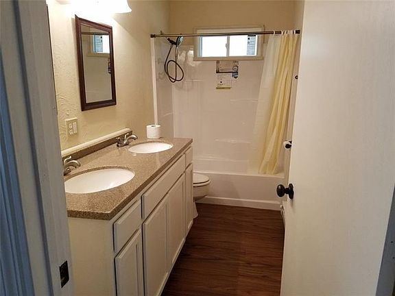 4th image of 441 Butterfield Dr