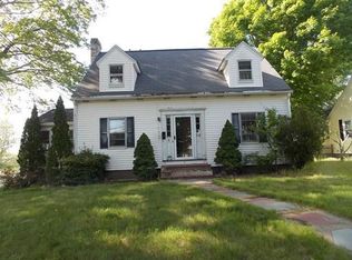 4 Arch St, Framingham, MA 01702