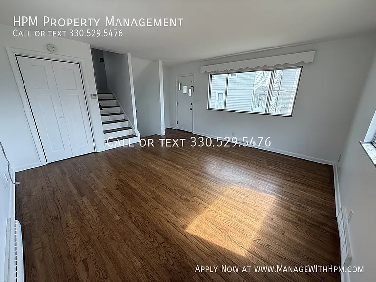 15 W York St — Photo 17