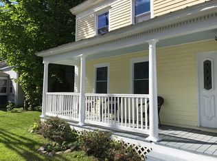 23 Main St, Poestenkill, NY 12140