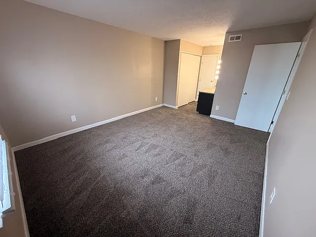Continent French Quarter Apt — Photo 27