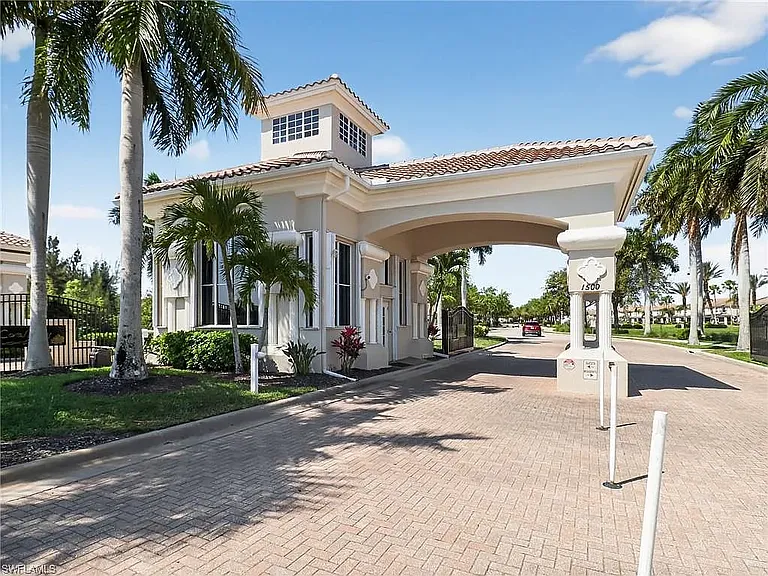 1672 Lake Jessup Cir — Photo 18