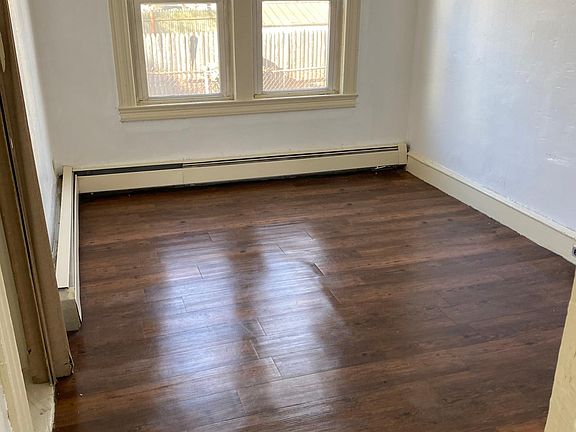 5th image of 193 Whittier Ave #1