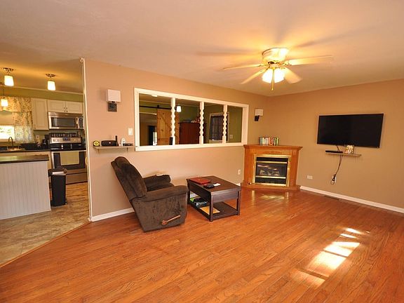 4th image of 509 Sharon Dr
