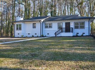 230 N Frye St, Robbins, NC 27325