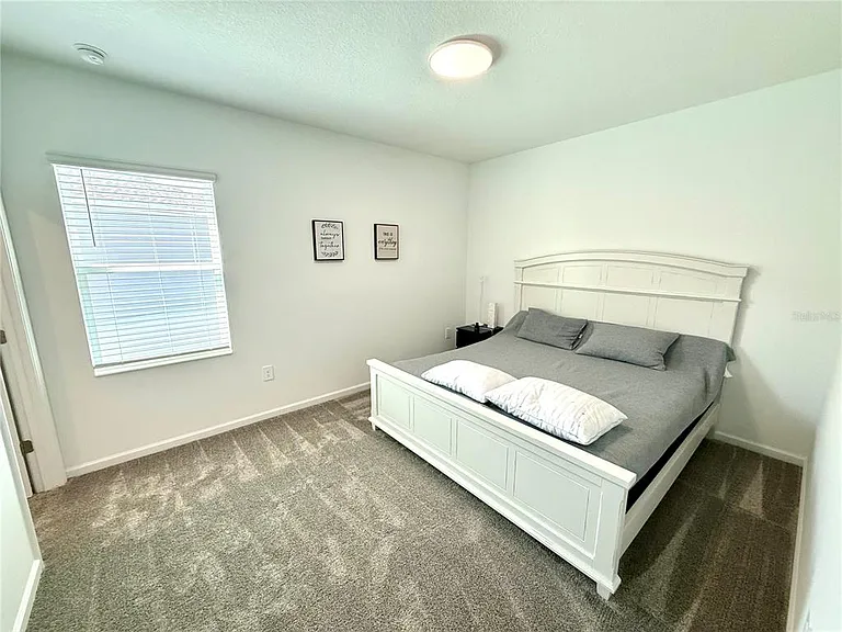 2970 Armstrong Ave — Photo 53