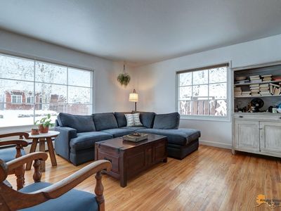 2603 Lord Baranof Dr, Anchorage, AK, 99517