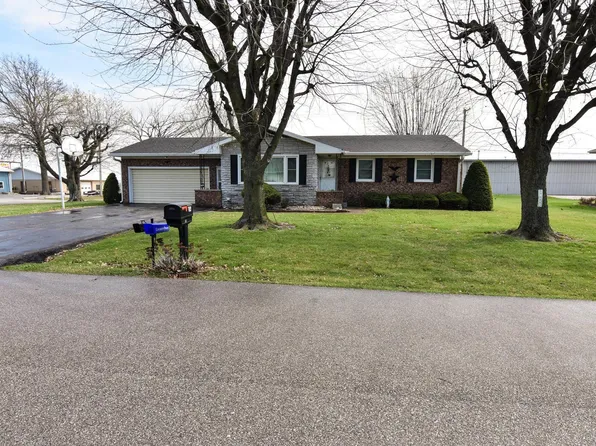 504 N Hull St, Fort Branch, IN 47648