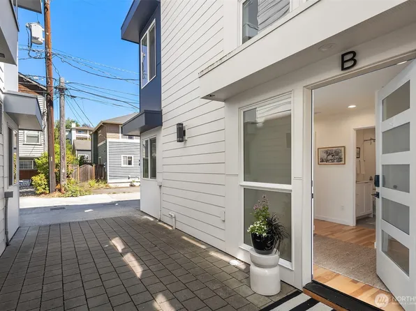 6042 B 41st Avenue SW, Seattle, WA 98136