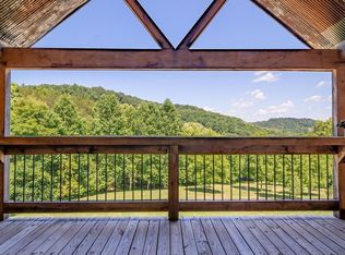 59 Russell Ln, Pleasant Shade, TN 37145