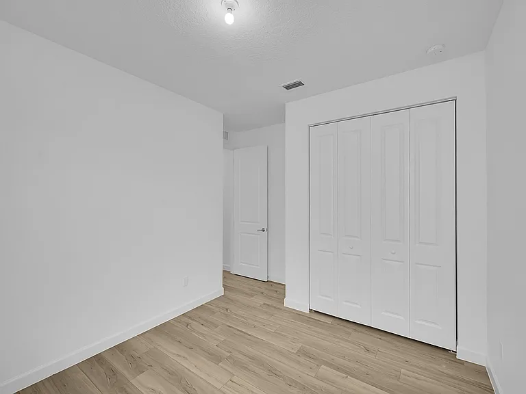 3501 Harborside Ave — Photo 13