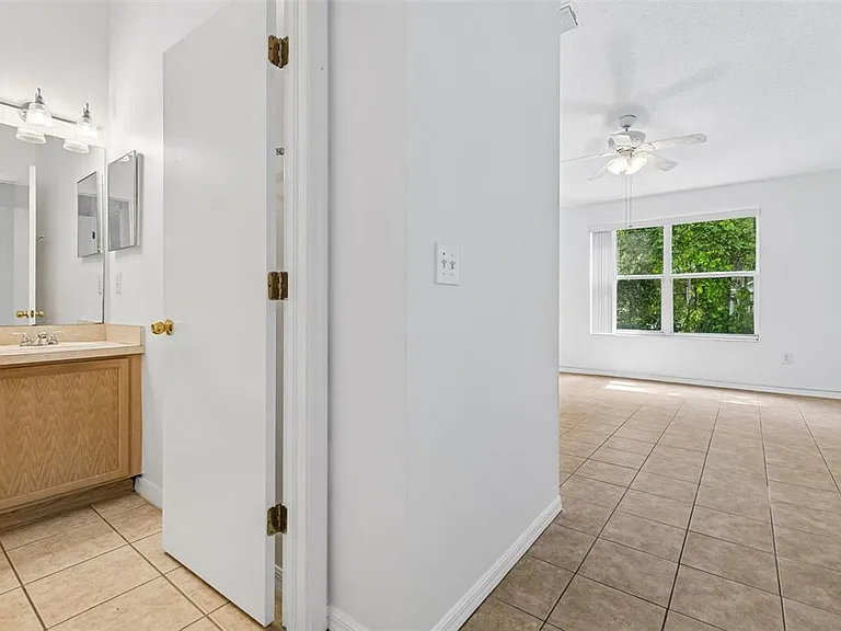 6245 Osprey Lake Cir — Photo 28