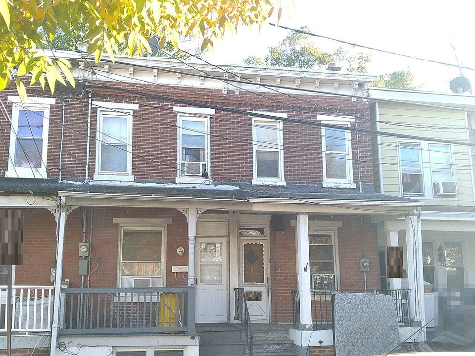 2nd image of 89 Hobart Ave