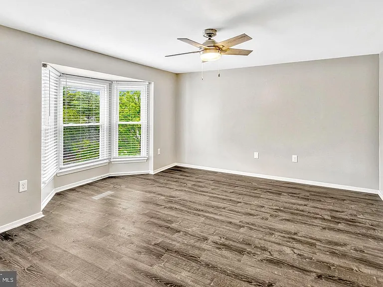 12163 Presidio Way — Photo 25