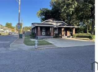 1102 College St, Memphis, TN 38106