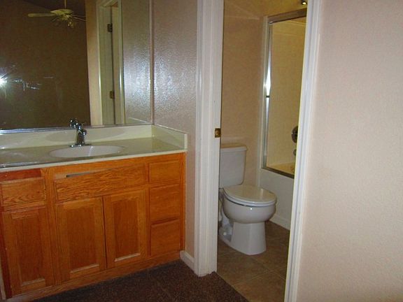 4th image of 2645 Clearfield Dr