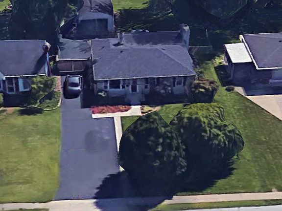 2nd image of 1653 Southview Dr