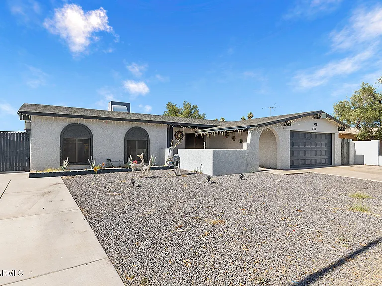 4716 W Christy Dr — Photo 5
